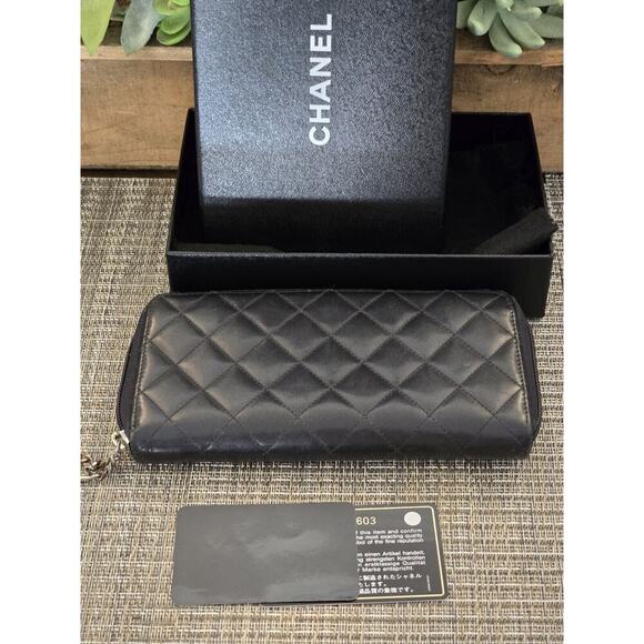 CHANEL CC Cambon Long Zipper Bifold Wallet Patent Leather Black SHW - Picture 11 of 13